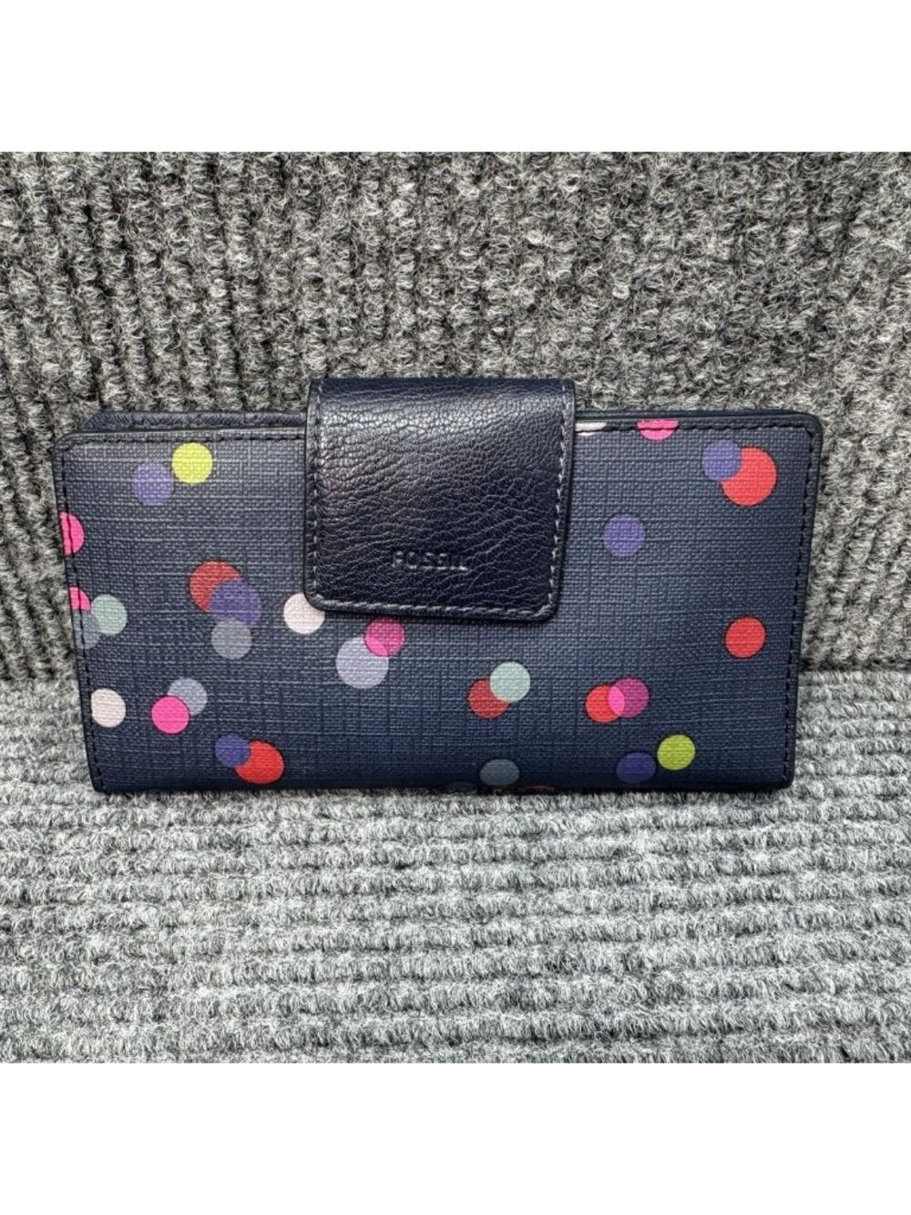 Fossil Emma Tab Small Faux Leather Navy Blue Polka Dot Bubble Clutch Wallet